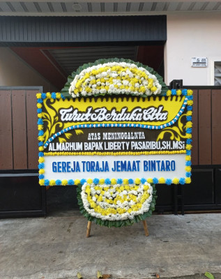 Papan Bunga Duka di Curug
